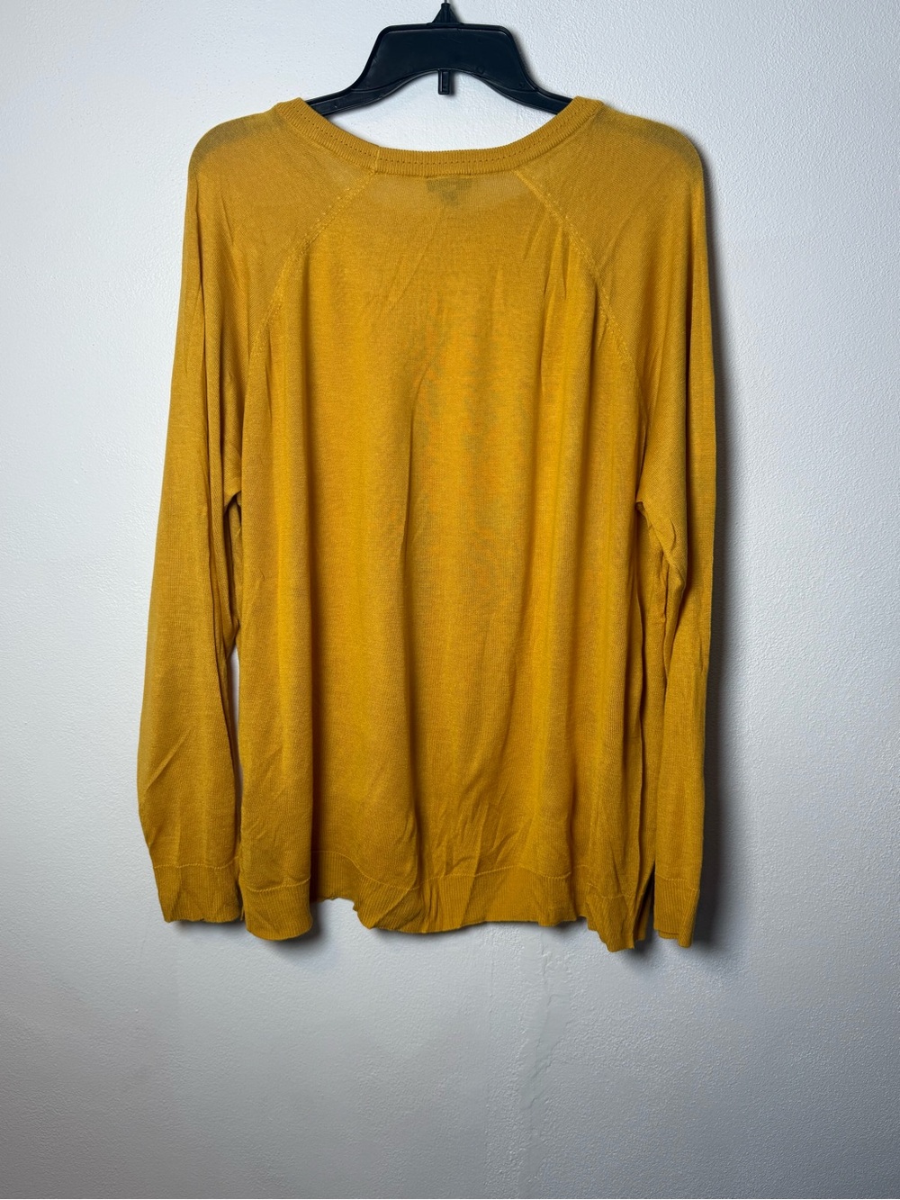 Torrid Tissue Thin Raglan sweater - Picture 3 of 7